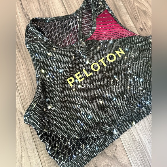 Peloton Girls Night Out High Neck Sports Bra in Green and Pink Size Large - Picture 2 of 6